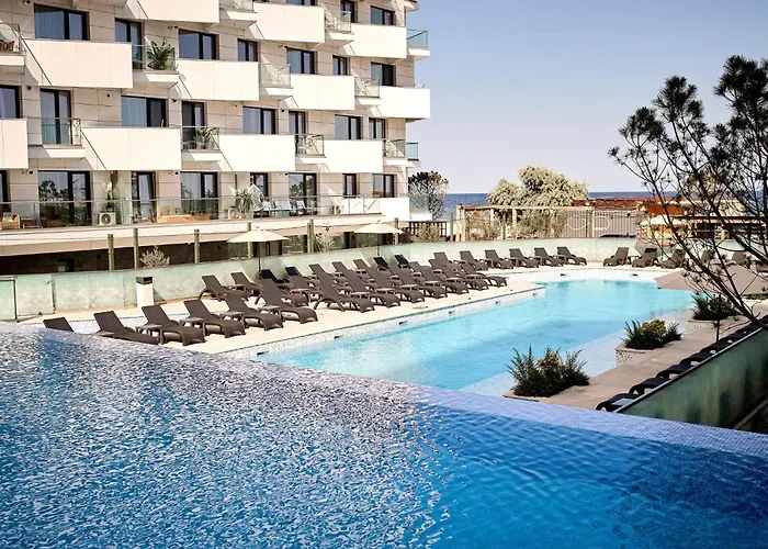 Maria Sea View Infinity Pools And Mamaia
