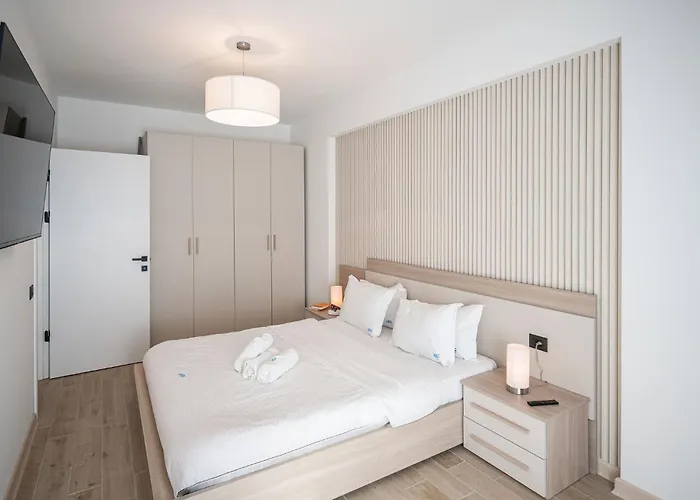 Appartamento Maria Sea View Infinity Pools And