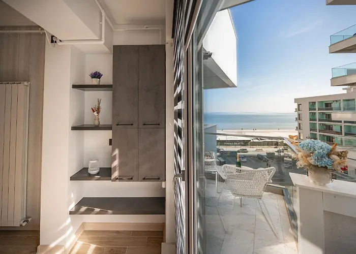 Maria Sea View Infinity Pools And Appartamento Mamaia