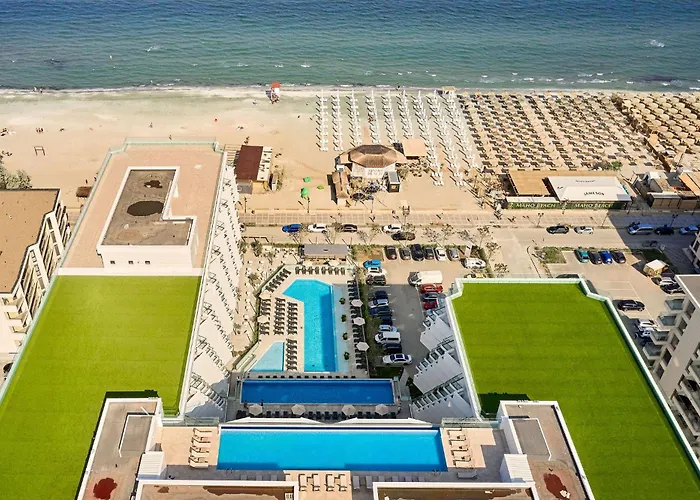 Maria Sea View Infinity Pools And Mamaia